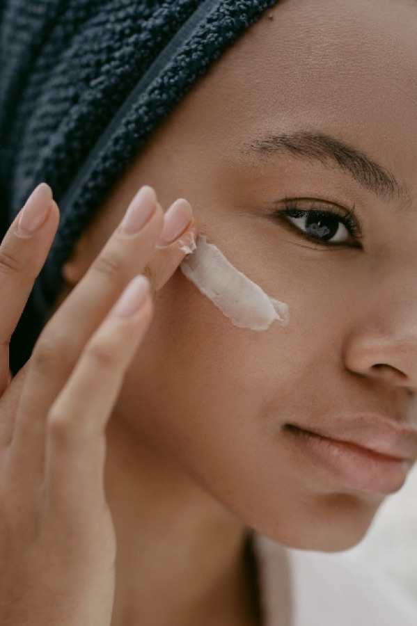Weitere Behandlungen, Waxing, Anti-Aging, Make-up